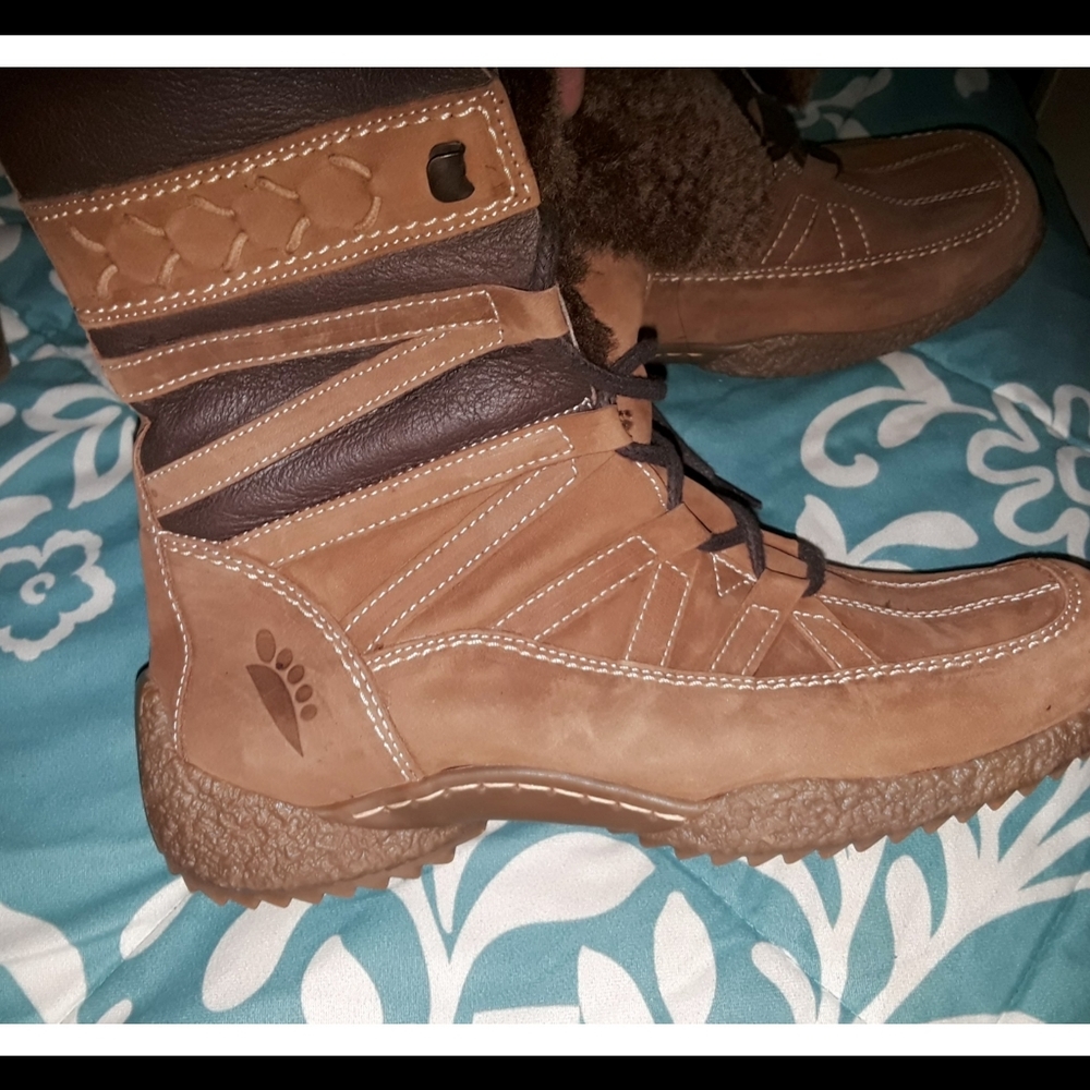 BearPaw 9.5 Womens $75 OBO